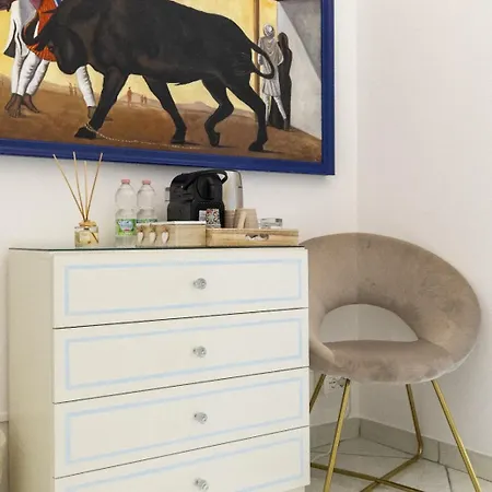 Queen - Luxury (adults Only) Гостевой дом