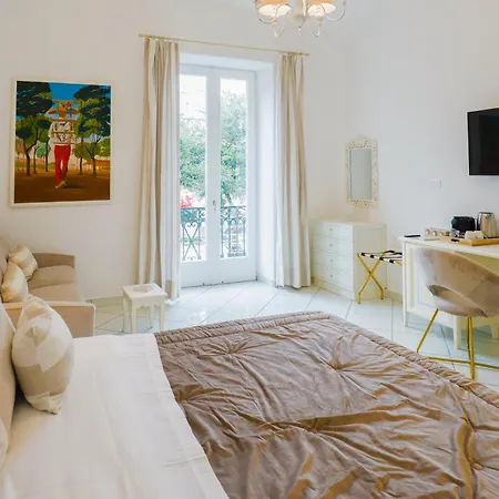 Queen - Luxury (adults Only) 4*