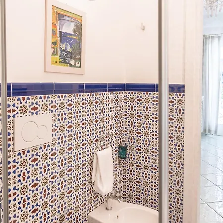 Guest house Queen - Luxury (adults Only) 4*