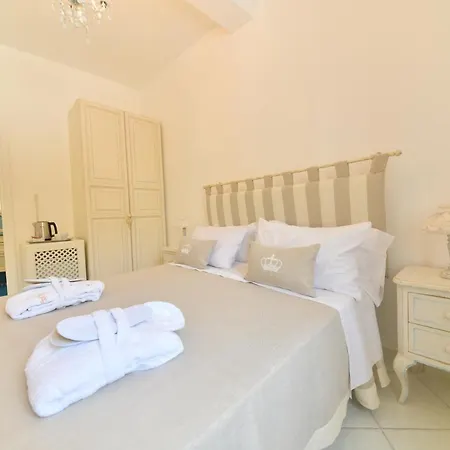Queen - Luxury (adults Only) Guest house Forio (Isola d'Ischia)