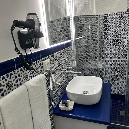 Queen - Luxury (adults Only) * Forio (Isola d'Ischia)